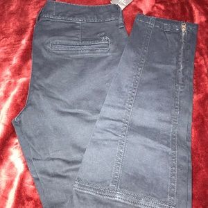 A&F Abercrombie Jeans NWT beautiful Navy blue